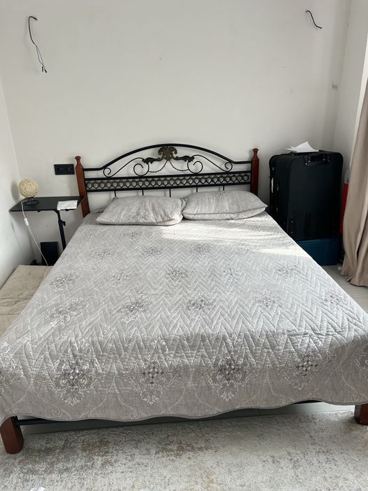 Кровать двухспальный  160*200