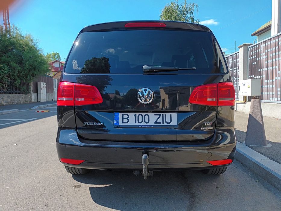 IMPECABIL Volkswagen Touran Highline 1.6TDI