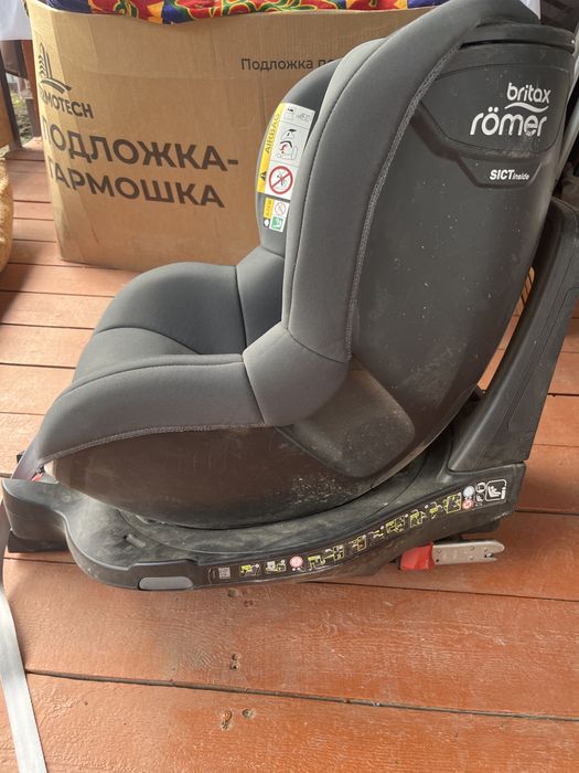 Десткое кресло на машину