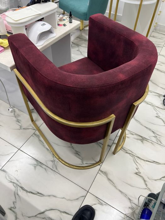 Kreslo yangi sifati alo