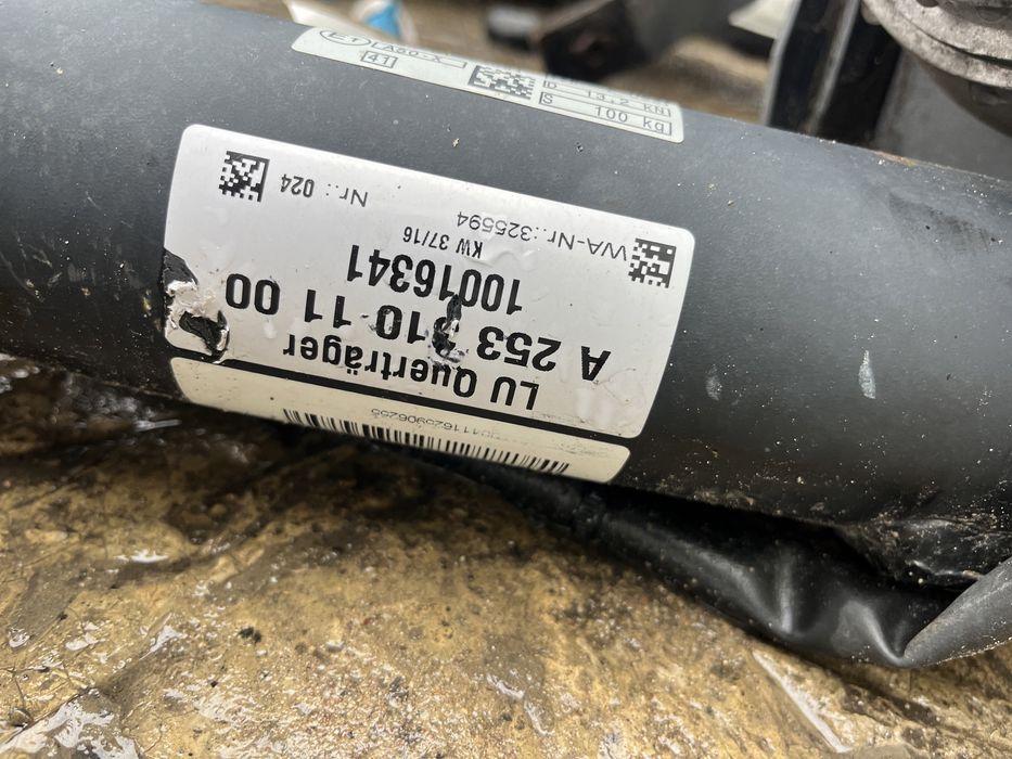 Теглич Mercedes GLC W253