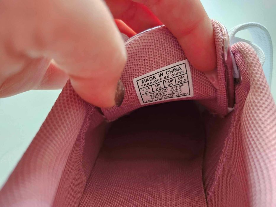 Продавам чисто нови обувки на Polo Ralph Lauren