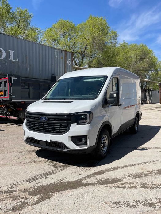 Ford Transit 2024