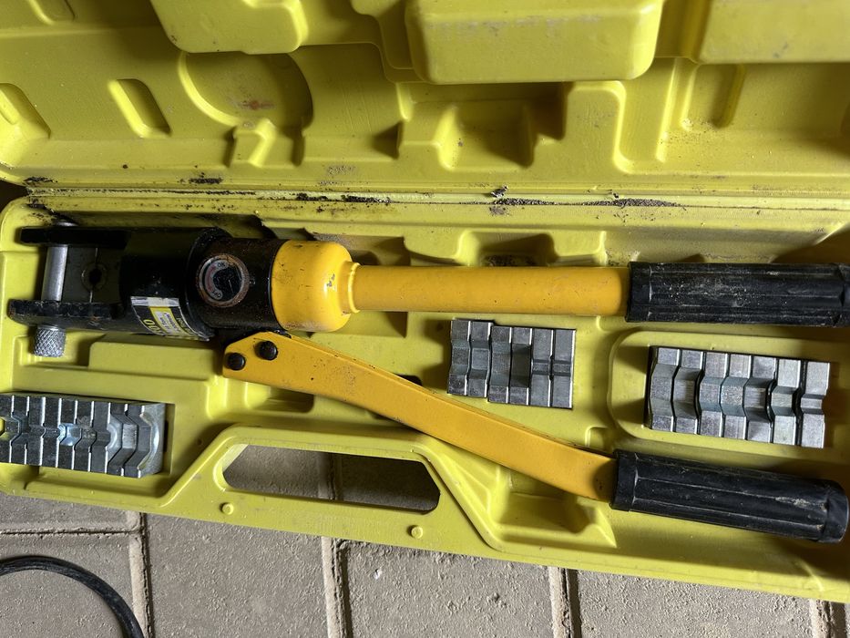 Cleste sertizat papuci elecreici