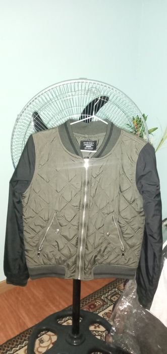 Осенняя курточка, размер 36