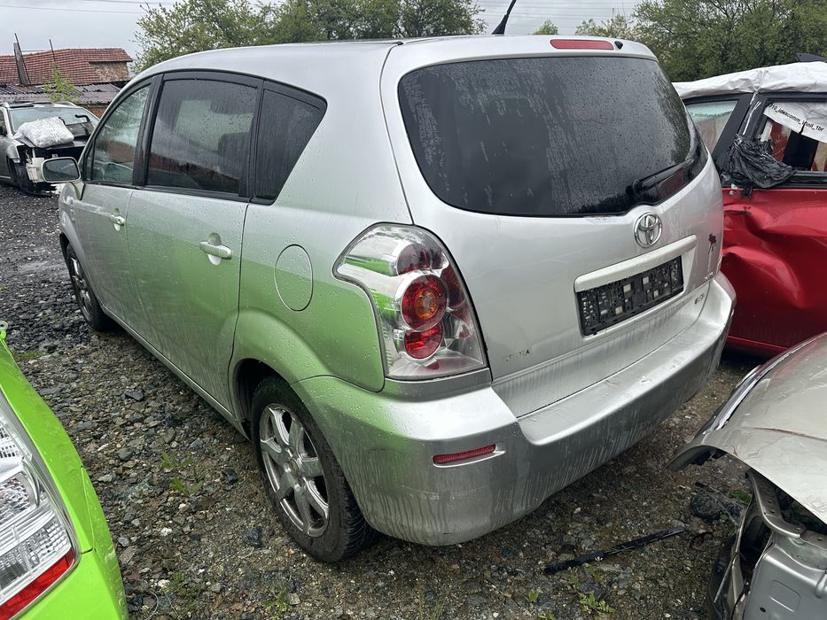 Toyota Corolla Verso Тойота Корола Версо 2.2 dcat 177кс На части!