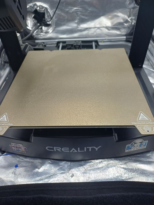 Продаю 3д принтер Ender v3 se