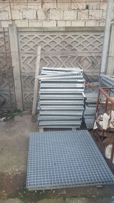 Gratare metalice zincate de la 45 euro / mp