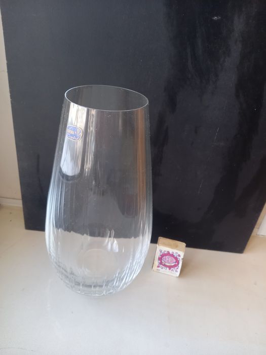 Продаются разные вазы