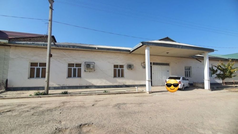 Тезда ховли уй сотилади