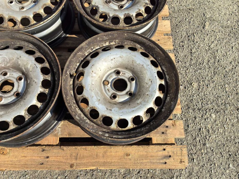 16 цола 5 х 112 мм Фолксваген Тигуан / Шаран / Сеат Алхамбра - ЕТ 33