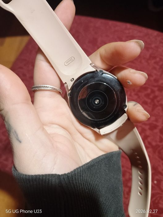 Смарт часовник Samsung Watch4