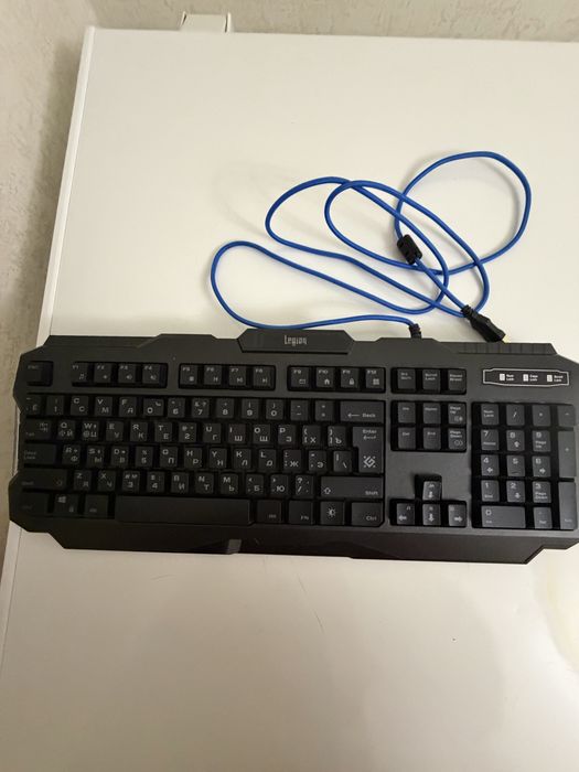 Продам клавиатуру.
