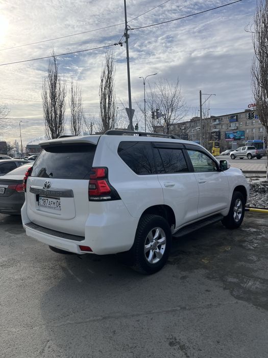 Аренда машина с водителем