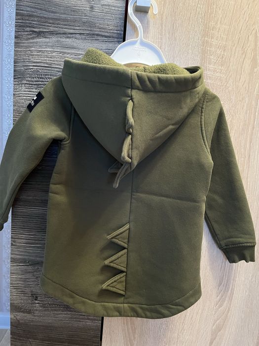 Продам толстовку Bodo-дино!