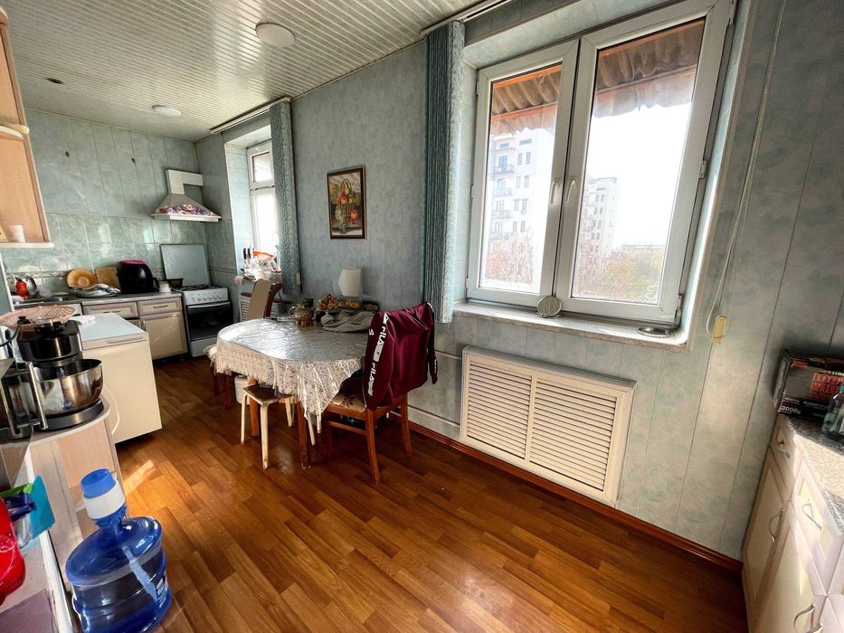 Продаётся 3х комнатная квартира Кадышева