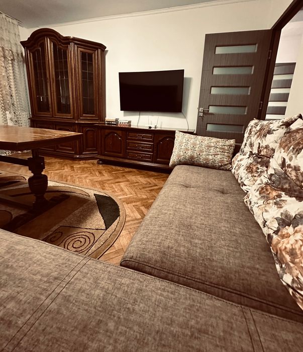 Apartament de închiriat