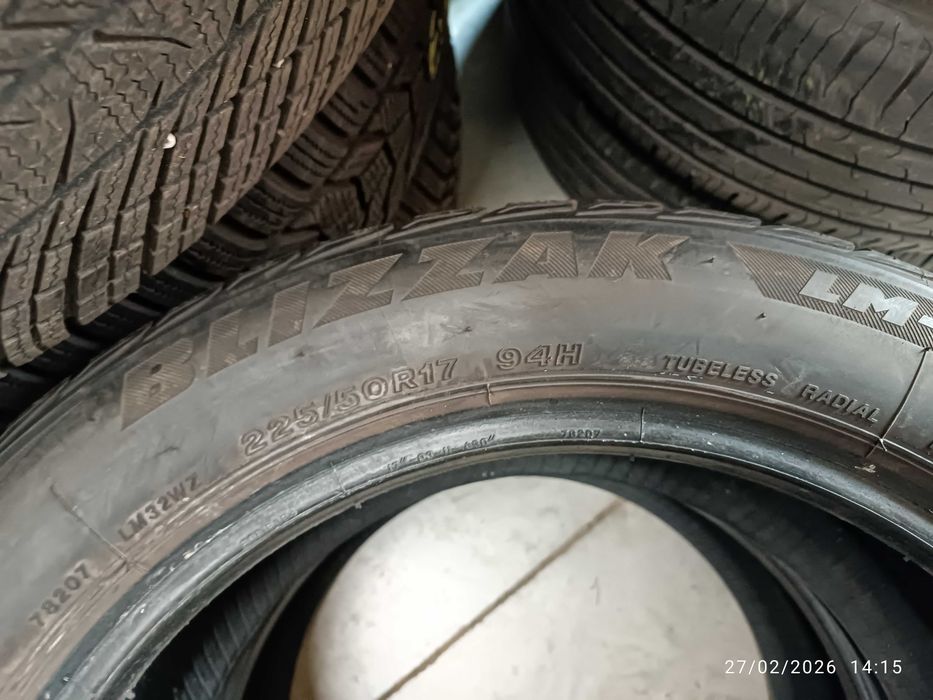 2бр.зимни гуми 225/50/17 Bridgestone