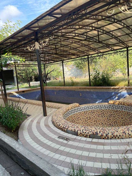 Срочно! Дача в горах Паркента с участком 15 соток!