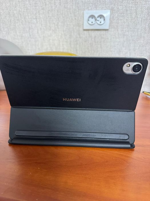 Планшет Huawei 256гб