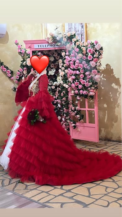 Kelin ko'ylak kelin salomlar uchun yoki endi to'yi bo'lyotganlar uchun