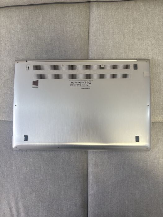 Ноутбук ультрабук asus