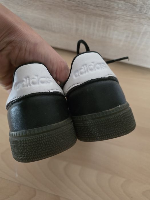 Маратонти ADIDAS SPEZIAL 36 2/3