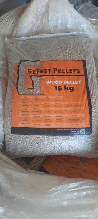 Vând peleti rasinoase