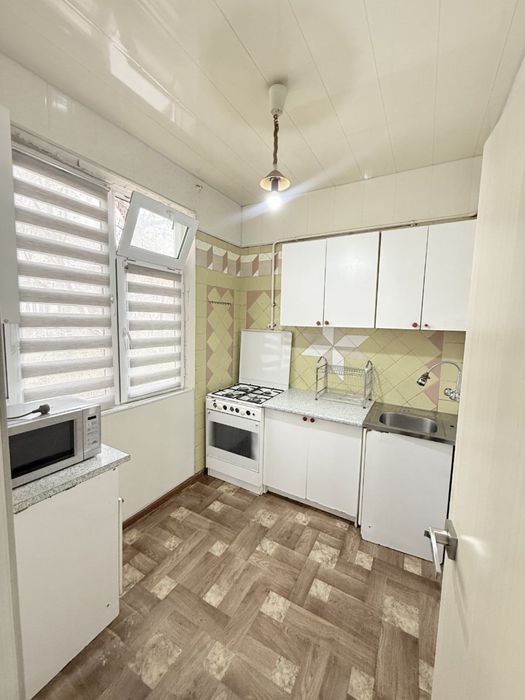 Своя Срочно Продается Квартира Чиланзар 2/2/4 Чиланзар 8 Квартил /