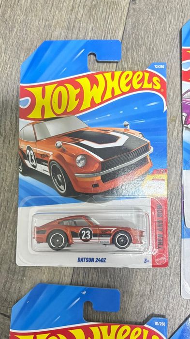Hot wheels оригинальные не распакованные