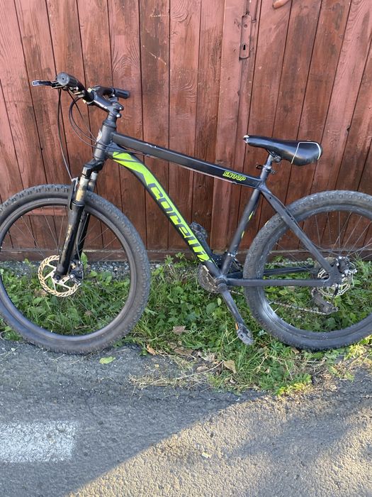 Bicicleta mountain bike