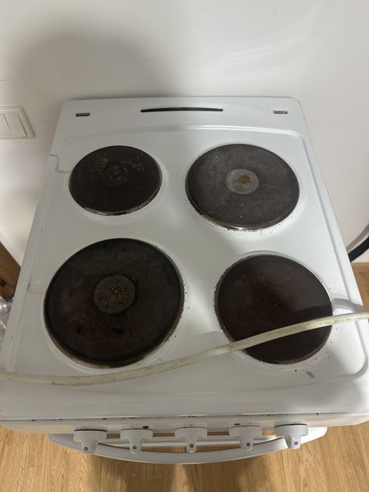 Электрическая плита