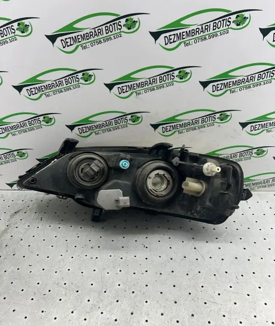 Far dreapta Opel Astra 2000 1.6 MT (101 hp)