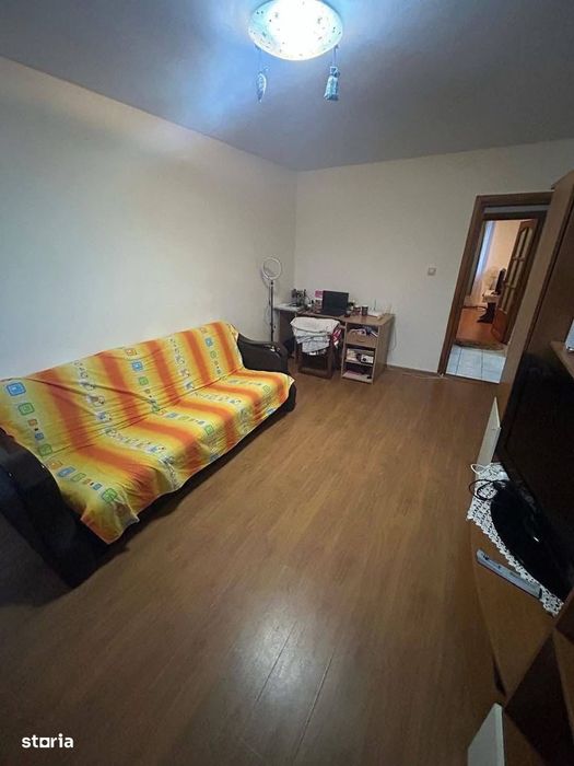 De vanzare apartament cu 2 camere, decomandat mobilat si utilat 53000e