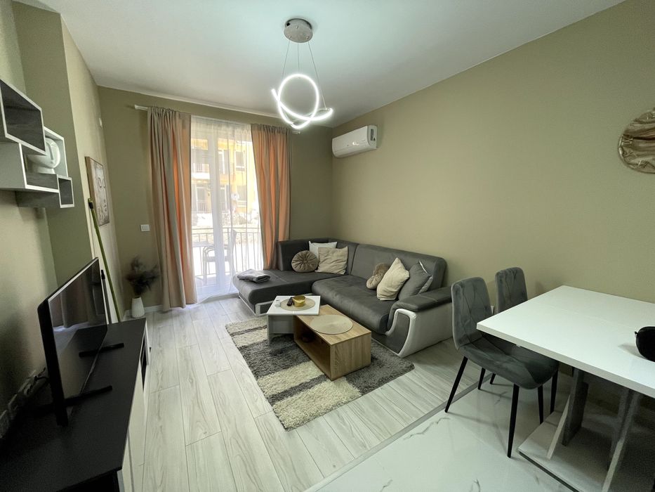 Дава се под наем Двустаен апартамент в Варна, Левски - 58 кв.м за 418.71 € - Снимка #3