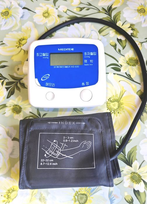 Автоматический тонометр Meditech MD-650 (Япония/Корея) — Идеальное сос