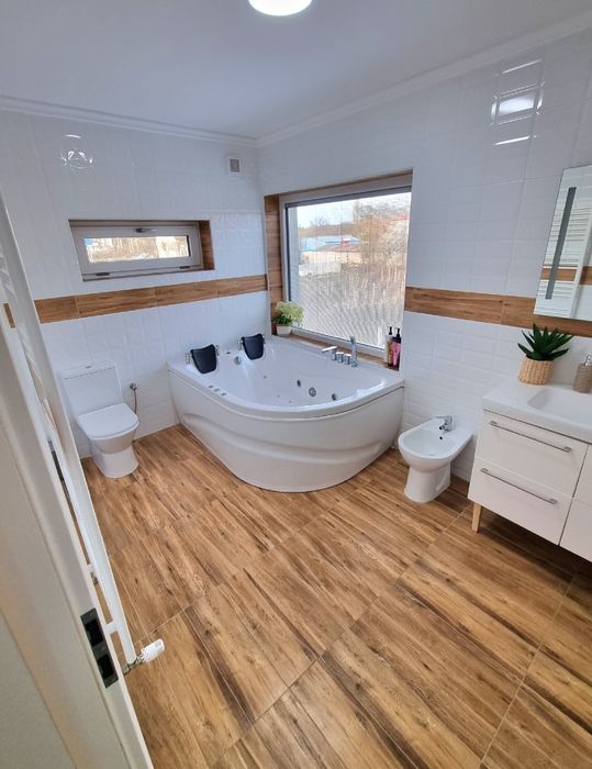 Casă eficientă energetic 240mp + 1100mp teren