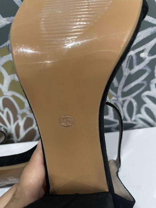 Sandale elegante negre cu strasuri, toc gros, mărimea 40, NOI + cutie