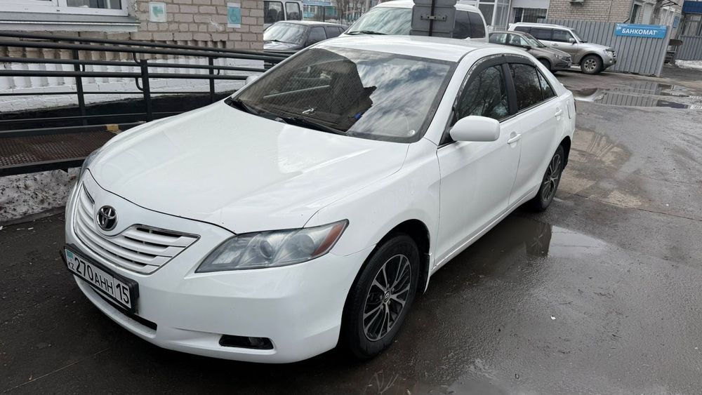 Продам  toyota camry