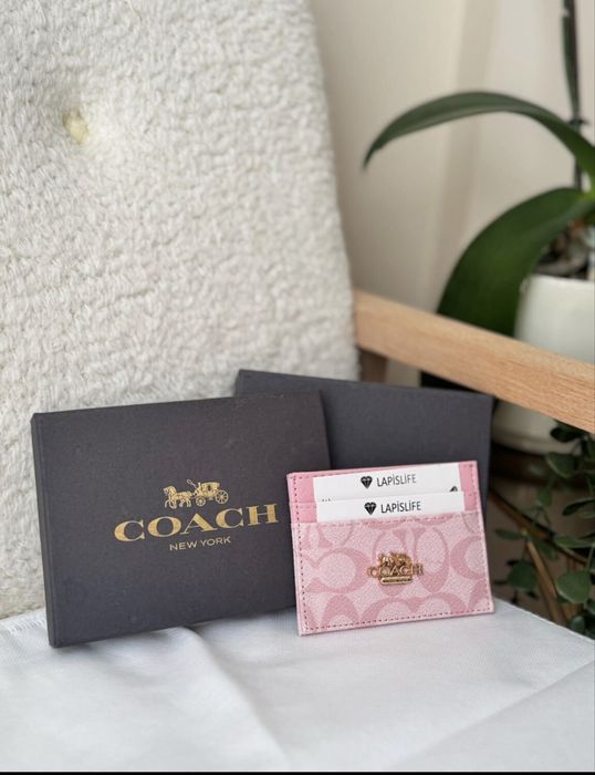 картодържатели Coach