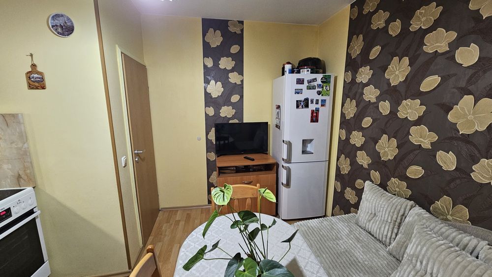 Продавам апартамент в гр.Сливен,кв.Клуцохор