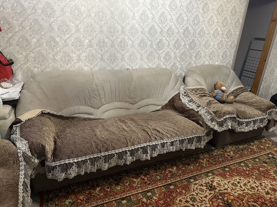 Диван беллоруский + 2 кресла