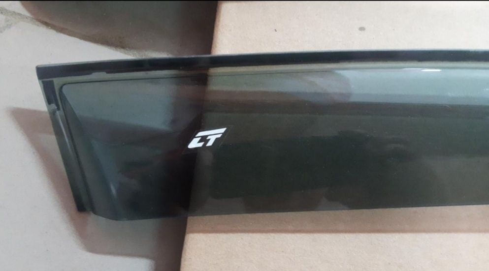 Дефлекторы окон, ветровики