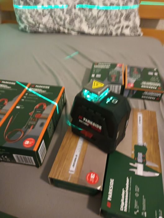 Multimetru clampmetru