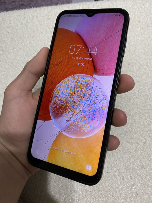 Продавам samsung a14