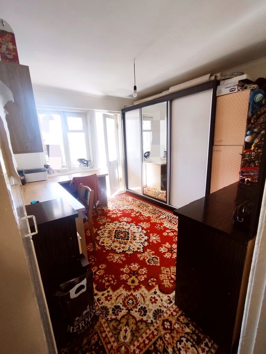 2 хоналик уй сотилмокда. Баъзи бир мебеллар колади.