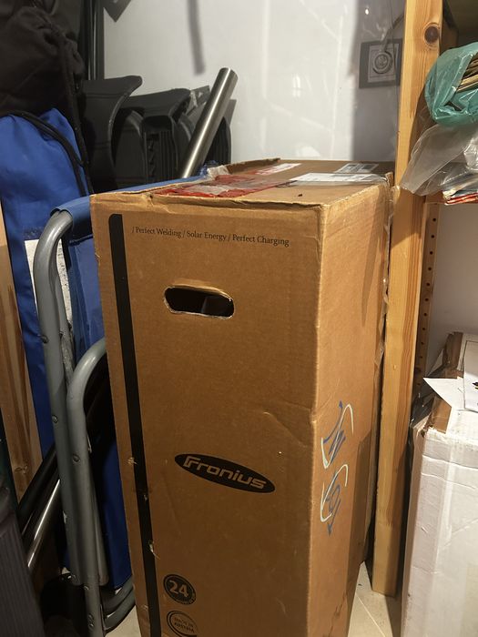 Продавам Fronius Symo Hybrid 5.0-3-S