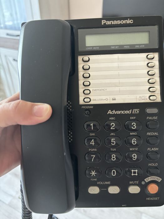 Продам телефоный аппарат.