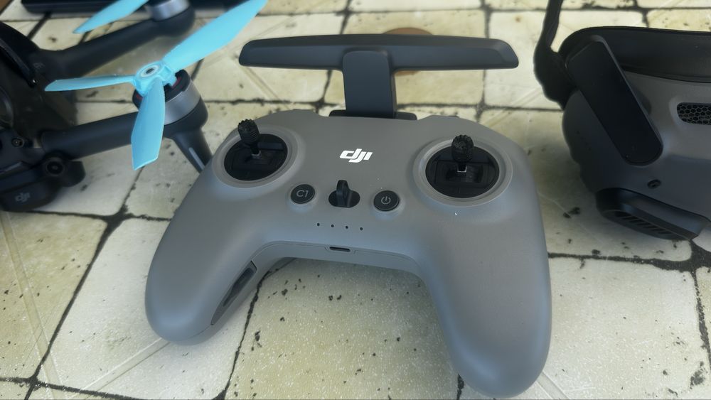DJI FPV FLY MORE COMBO | готов за летене