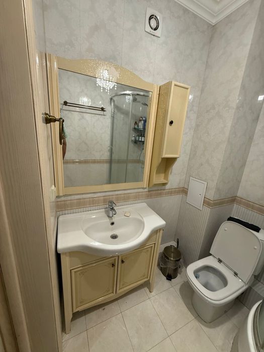 Раковина со шкафом